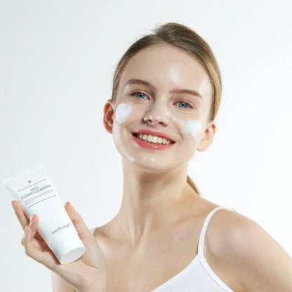 Red Foam Cleanser [120ml]