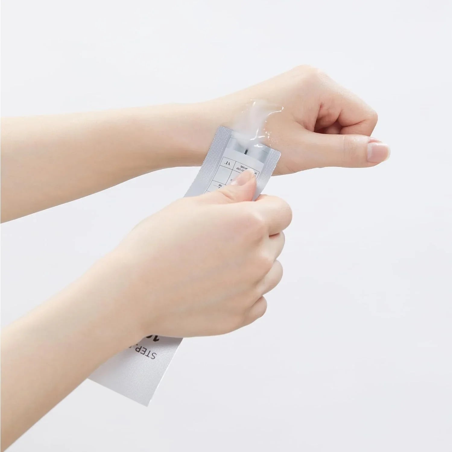 Reedle Shot 100 2 Step Mask [1.5g + 25g]